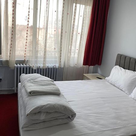 Oez Altinbasak Otel Ankara Bagian luar foto