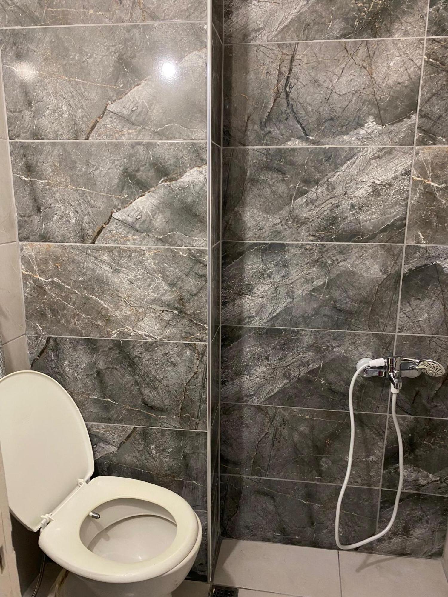 Oez Altinbasak Otel Ankara Bagian luar foto